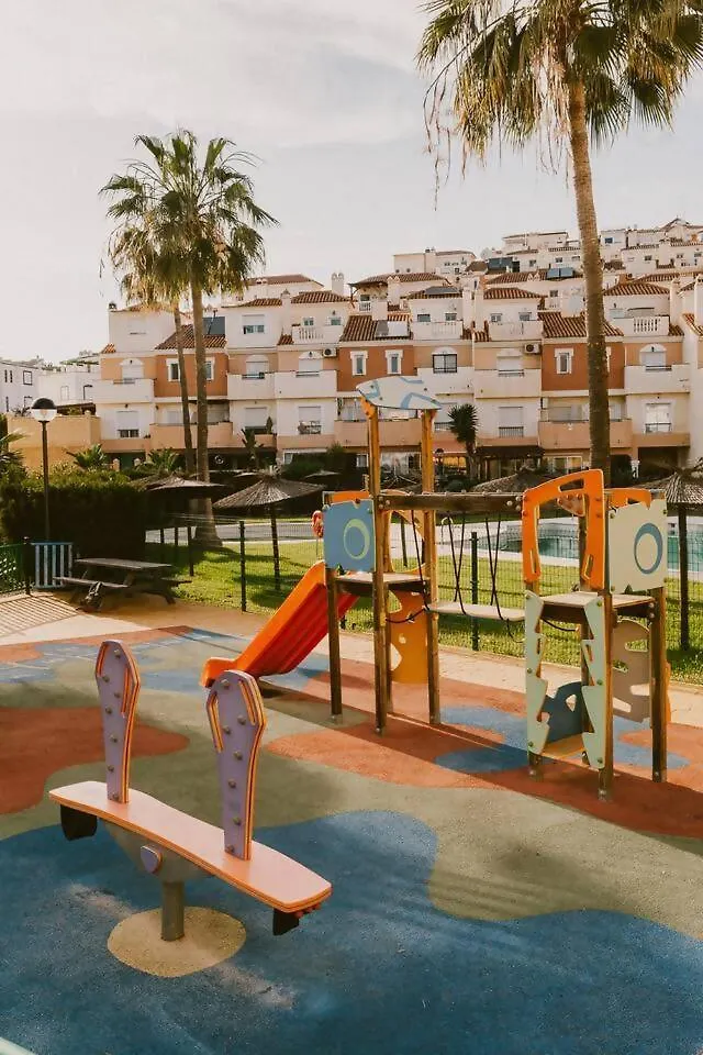 린콘데라빅토리아 Bonito Piso Junto A Campo De Golf Mar Y Montana 아파트 0*,  스페인